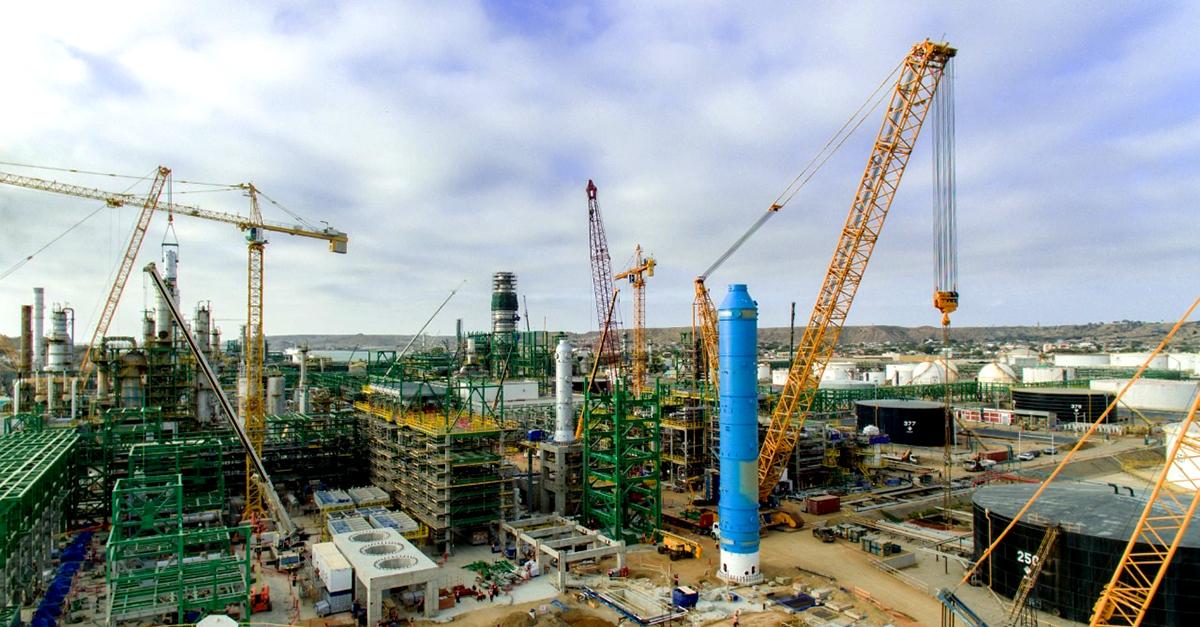 Oil Refinery Construction